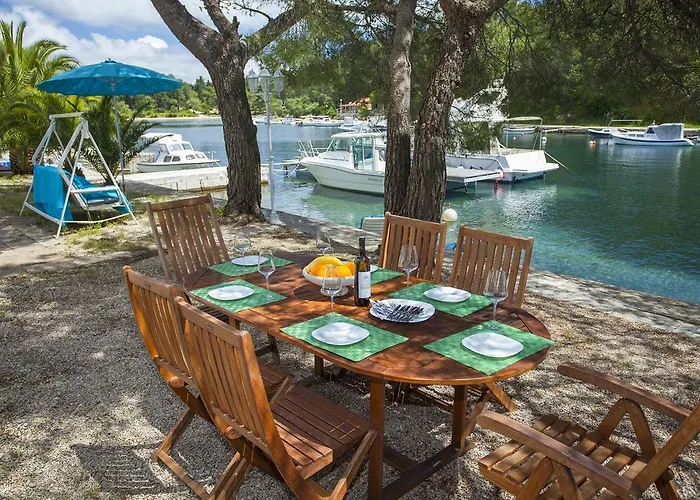 アパート Matijasevic コルチュラ